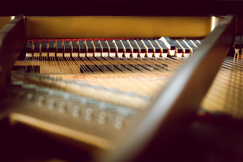 You are currently viewing Hiring A Piano Mover Can Help Big Time